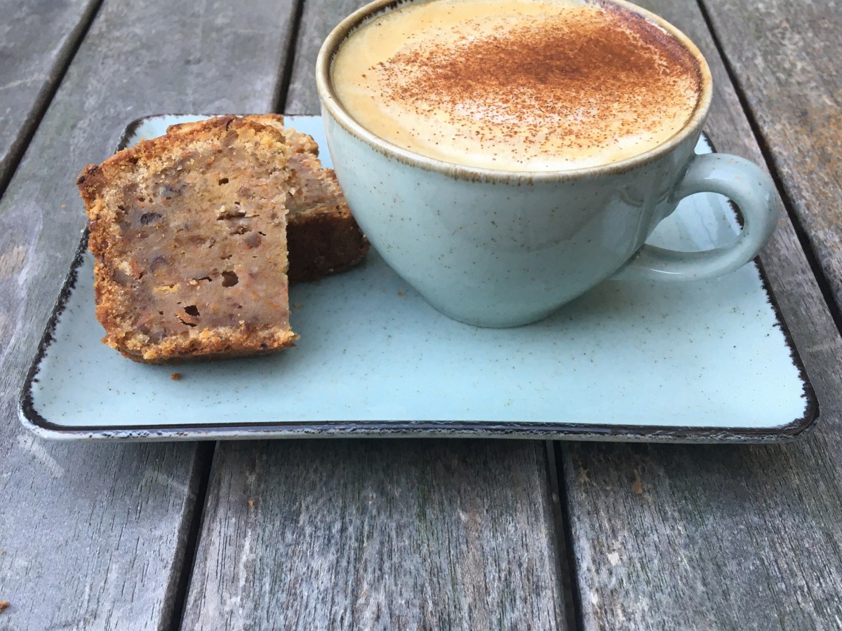 Wortelcake met noten